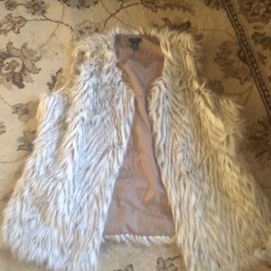 Faux fur Vest